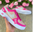 Promoção Dia das Crianças - Tênis Infantil Nike da Barbie Rosa + Boneca de Brinde